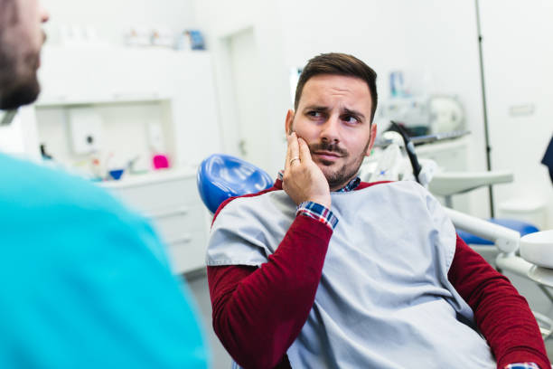 Best Tooth Extraction  in Rossvle, IL